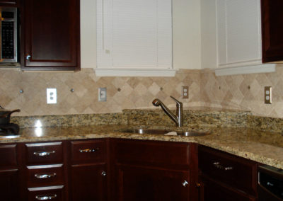 Kitchen Countertop and Backsplash
